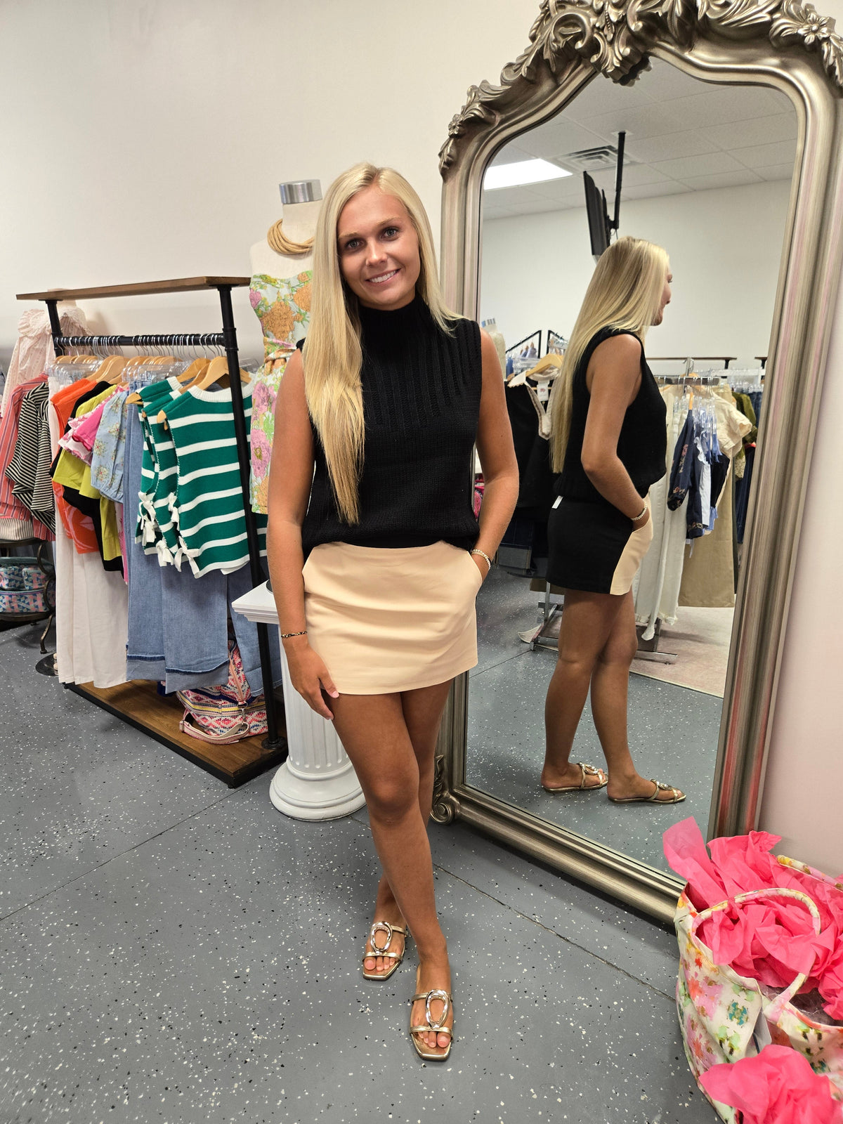Lessi Colorblock Skort Taupe/Black