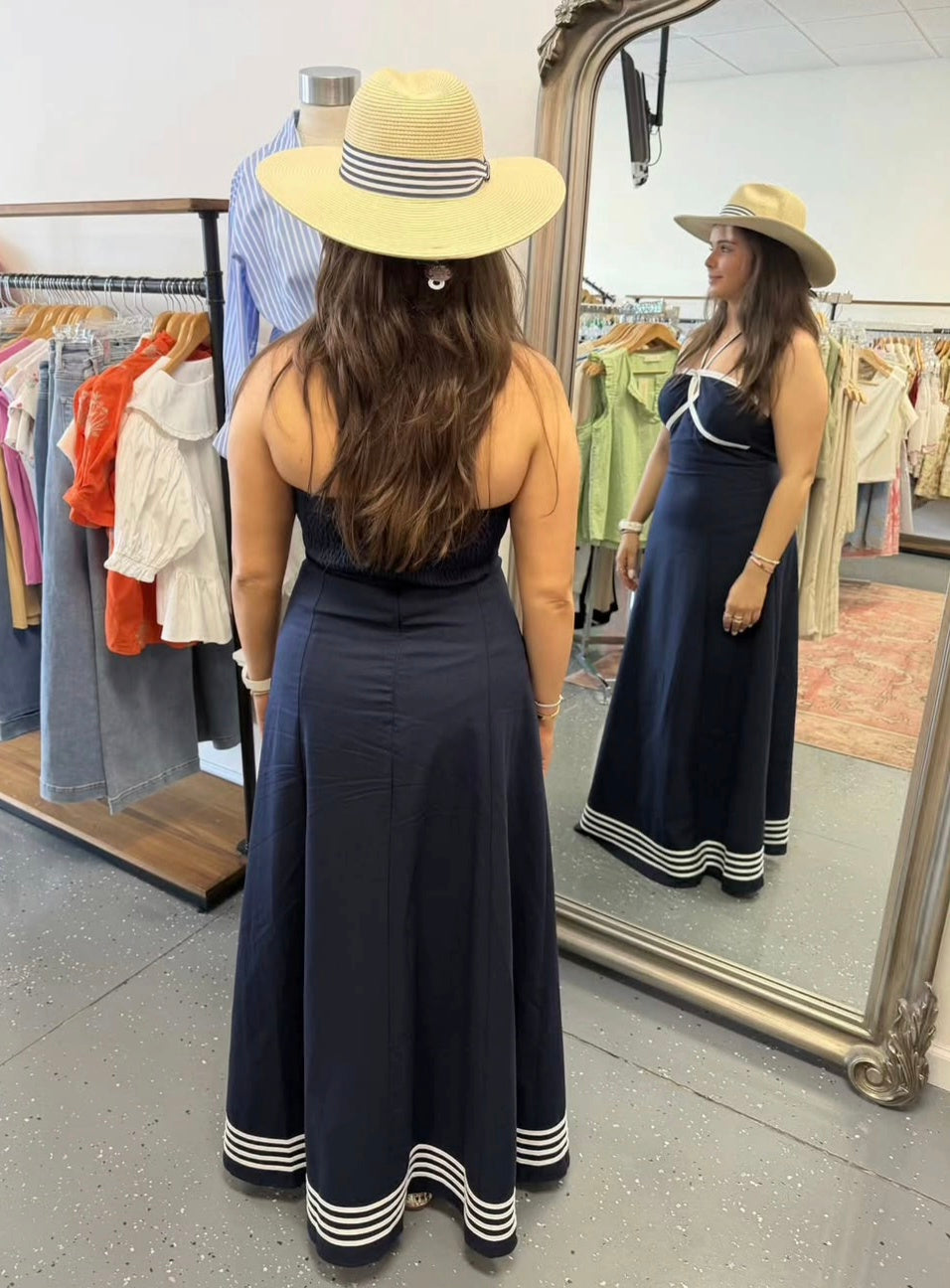Contrasting Trim Maxi Dress